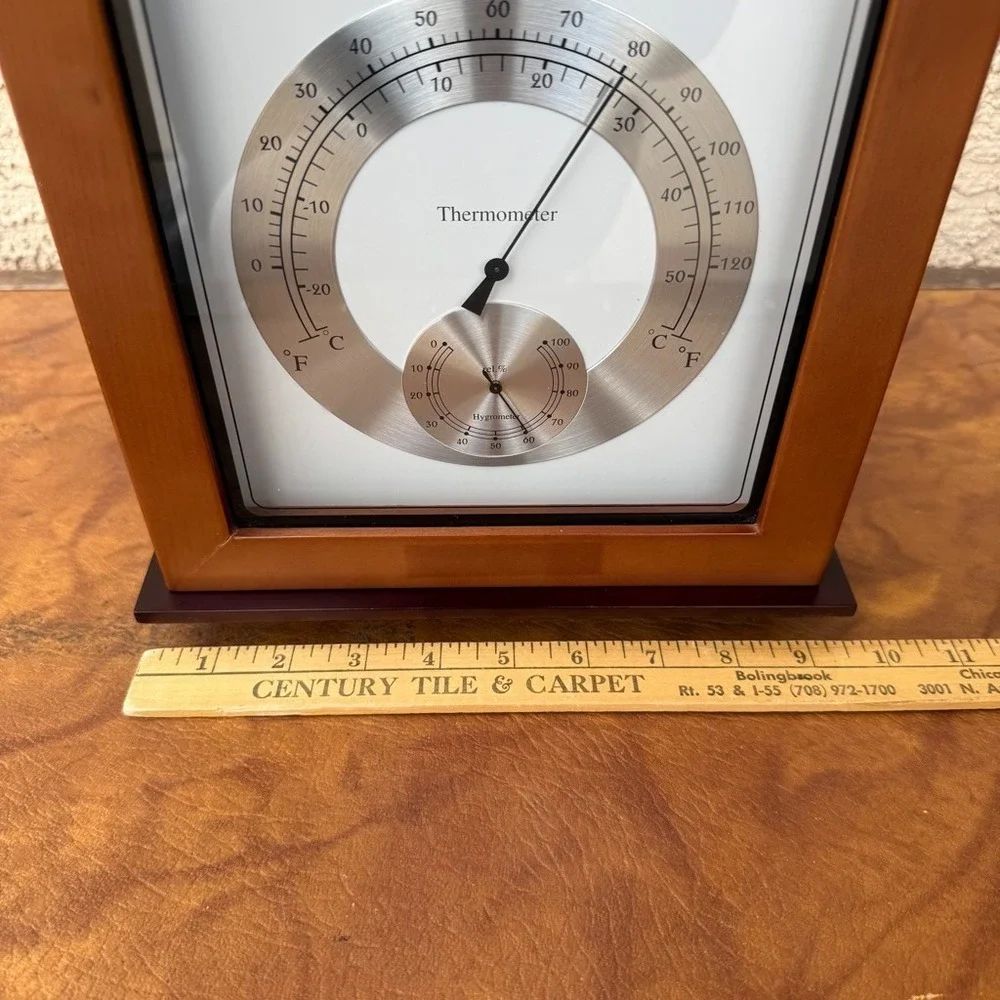 Bulova Quartz Wall Clock Thermometer Hygrometer Wood Frame Weather Station 17
